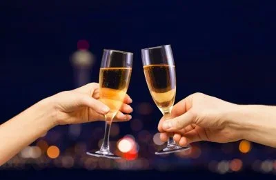 Давайте чокнемся!​ в Минске 14 января