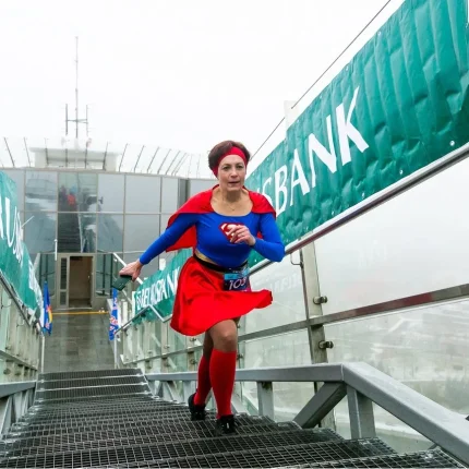 Вертикальный забег "Яркая Вертикаль‘25"  в  Минске 13 декабря 2025 года